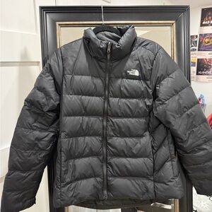 Women’s The North Face Black Puffer Jacket
